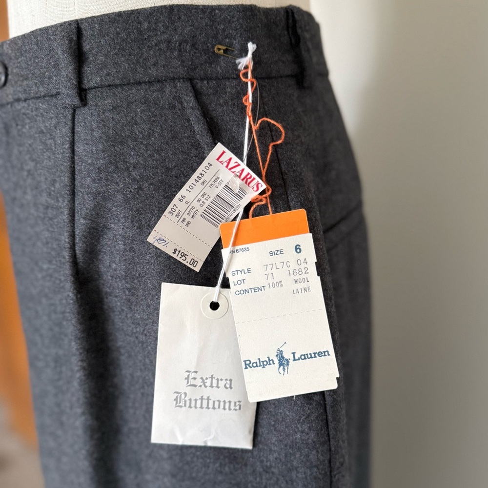 NWT RARE HTF vintage Ralph Lauren 100% wool grey pencil skirt women’s size 2